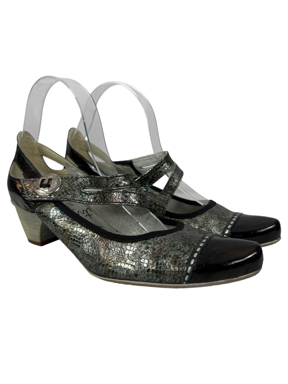 Un Tour en Ville Metallic Snake Print & Patent Leather Mary Jane Pumps - Size 38